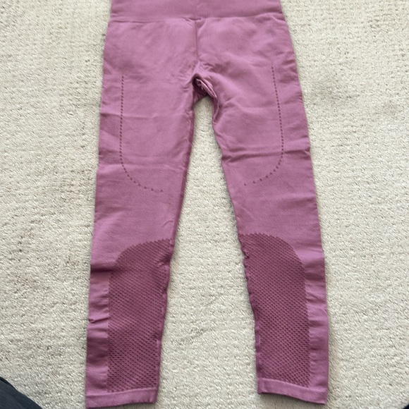 No Brand pink leggings - Picture 2 of 2
